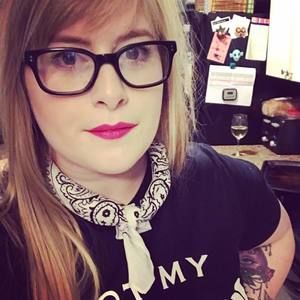 Meet your Posher, Karissa